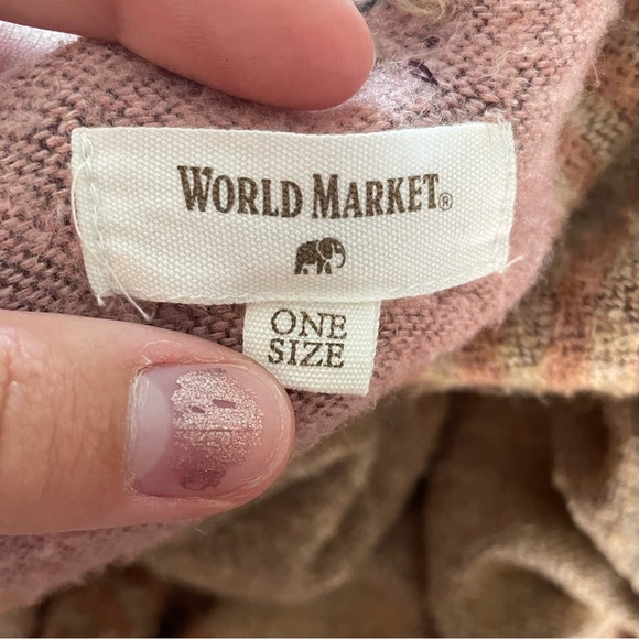 ❄️ World Market Brown Quilted Pattern Poncho Shrug OS - Picture 2 of 8